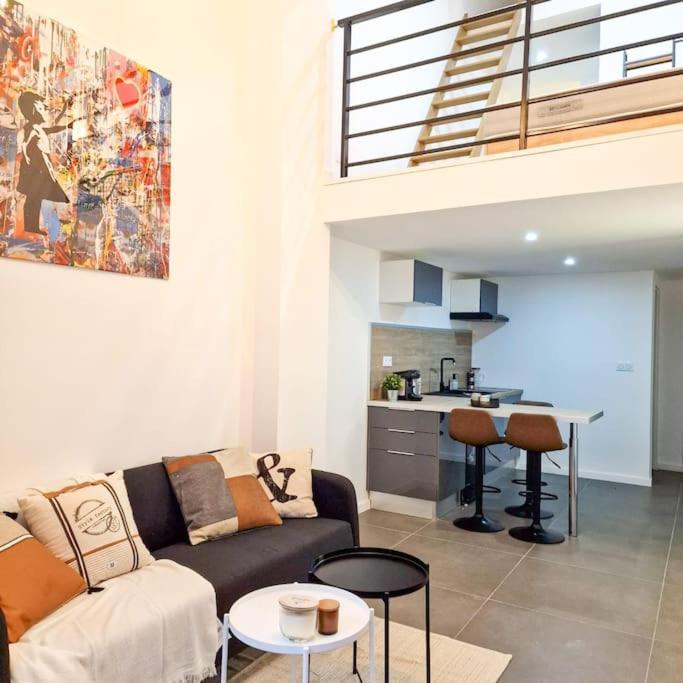 L'Atelier C Magnifique Loft Avec Terrasse Privee Apartamento Saint-Etienne  Exterior foto