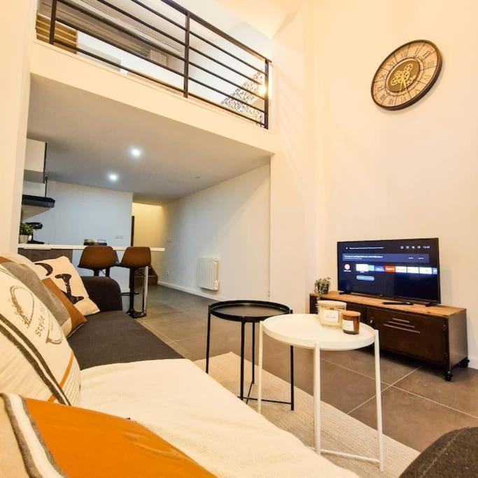 L'Atelier C Magnifique Loft Avec Terrasse Privee Apartamento Saint-Etienne  Exterior foto